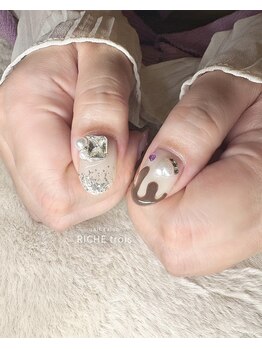 リッシュ トロワ(RICHE trois)/とろける！メルティチョコネイル