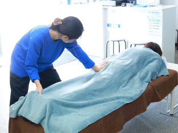 リラッ笑の写真/お財布にも優しいリラクゼーション☆身体がだる重い方も大歓迎！首・肩コリ、腰痛、頭痛などしっかり解消◎