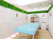 整体院 ユラカの雰囲気（明るい店内でリラックスして整体を受けて頂けます♪）