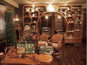 銀座足庵 六本木店/豪華な店内