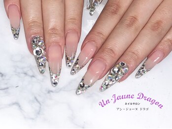 アン ジョーヌドラゴ/【ロングネイル】キラキラネイル