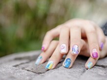 ネイルズ とんぷそん/アシンメトリーネイル