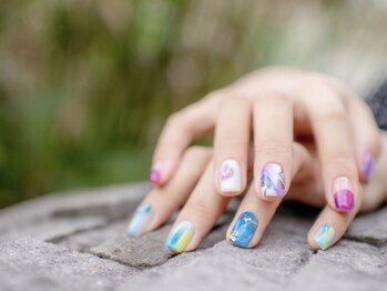 ネイルズ とんぷそん/アシンメトリーネイル