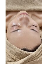 プラム(plum)/【施術の様子／お顔】