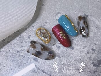 フローラネイルサロン/