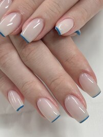 ベース有フレンチネイル　¥8400