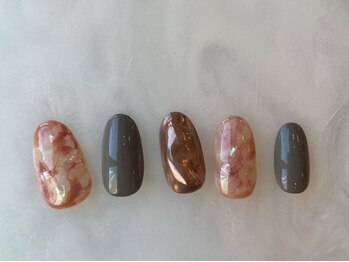 カーティシーネイルズ(curtisii NAILS)/