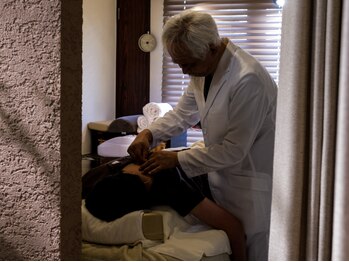 ユウリン(Yurin)の写真/その場しのぎでは物足りない方へ。首・肩こりを本気で変える鍼灸施術