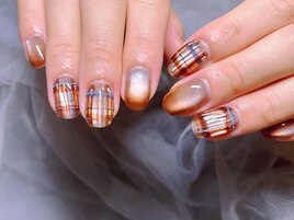 秋　チェックネイル