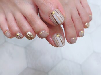 フォンテーヌブロー 野々市店(Fontaine Brow)/付け放題フリーデザインネイル