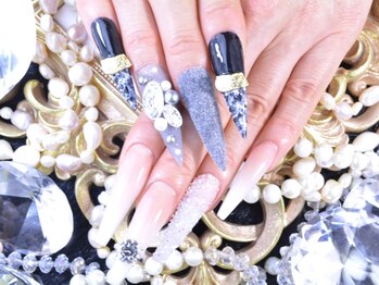 ネイルサロンアール&エヌ(nail salon R&N)の写真/【JNA認定講師在籍/NY国家ライセンス所持】高技術のクオリティーで折れにくい長持ちネイル！