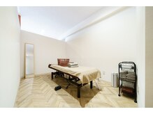 ワンタッチ 平安通店の雰囲気(半個室の落ち着いた空間でリラックスして施術を受けられます。)