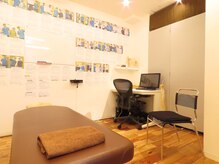 福岡フォルテ整骨院 鍼灸院 整体院の雰囲気（落ち着いたプライベート空間で施術を受けることができます。）