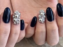 ウルネイルスタジオ(Uru nailstudio)/ネイビー×シルバー¥7000
