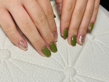 カルフールノア 八王子店(Carrefour noa)/アシメネイル施術写真