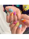 ポップな個性派ネイル