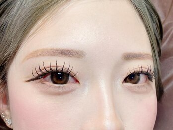 ザラボアングゥ(The Labo ungu)/【束感マツエク】