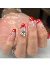 ジュジュ(Juju)/赤のフレンチにストーンで豪華に