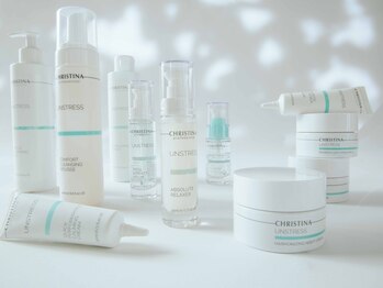 シアン(CYAN)/