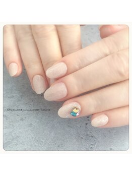 アヴァンセ(AVANCE)/スカルプネイル