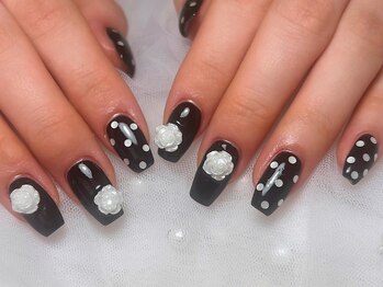 ミーキングネイル(miiiiiking-nail)/