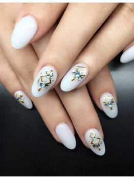 ネイルサロン アイル(nail salon i’ll)/スタッズ ストーン☆