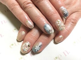 雪の結晶クリスマスネイル