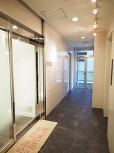 サローネファミリア(SALONE FAMILIA)/店内風景