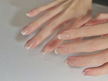 サロン帰り、ずっと見ていたくなるような指先へ。