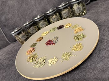 よもぎ蒸し専門店  Lien.～リアン～ 【国産よもぎ/ハーブ/水素水炊き/水素吸引】