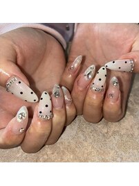 水玉ネイル