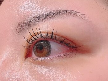 サロンド カナネの写真/朝のメイクが劇的にラクに♪上向きカール×美眉スタイリングで、鏡を見るのが楽しくなる上品な目元へ◎