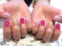 トータルサロン 白べぇーっ プラス/ビビットピンクネイル＊