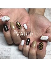 ヴァリエ(VARIE)/レオパードネイル