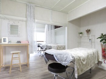 シルプラス(cils+)/3台ベット完備◎