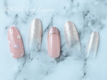 リオッサ オブ ラグーン(RIOSSA of Lagoon)/ホログラムお花ネイル