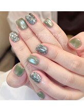 トゥートゥー(TOUTOU)/緑マグネットxホログラム