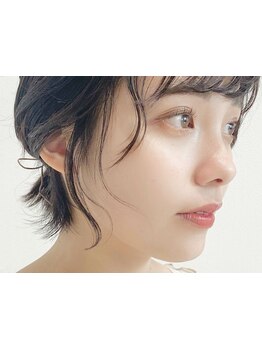 ナチュラル上品な目元にしたい