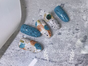 フローラネイルサロン/