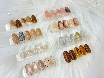 エルネイル 江坂店(L’ねいる)の写真/毎月変わるL’ねいるオリジナルデザインを多数ご用意★ハイクオリティ&高コスパのネイルサロン♪