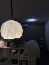 肌管理reimee レイミー【毛穴・シミケア】/【内観】パック中の様子