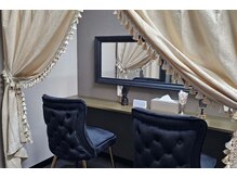 メンズ脱毛×肌管理サロン レグルスゼロ横浜店 ヒゲ脱毛/VIO脱毛/全身脱毛/ピーリングの雰囲気(施術後もリラックスしてご利用いただけるパウダールーム完備)