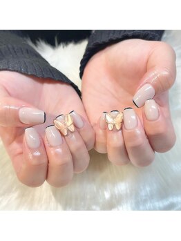 ノラ シブヤ(NORA SHIBUYA)/フレンチネイル/蝶々ネイル