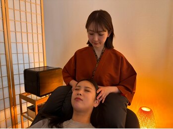 眼球りらく 新宿西口店の写真/【寝落ち必至の癒し体験を＊】深い眠りへ誘う、独自の整眼浴+ヘッドスパで脳疲労・眼精疲労を改善!!