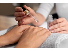 ネイル グラファー(Nail grapher)の雰囲気（【ジェルオフ】オイルで保護しながら、優しく丁寧にしていきます）