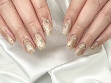 ビジューネイル