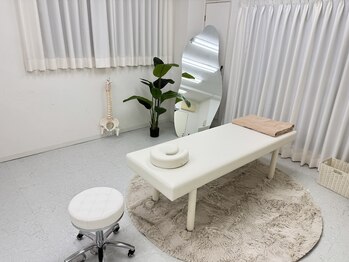 ナオル整体 北千住院(NAORU整体)/清潔感のある綺麗な内装♪