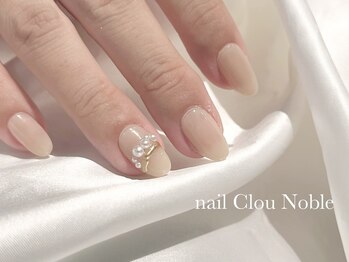 ネイルクルーノーヴル(nail Clou Noble)/ジュエリーネイル