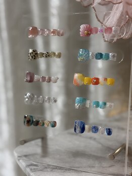 フルール(fleur)/8月フット定額デザイン