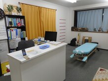 リボーン(RE-BONE)/RE-BONE。店内